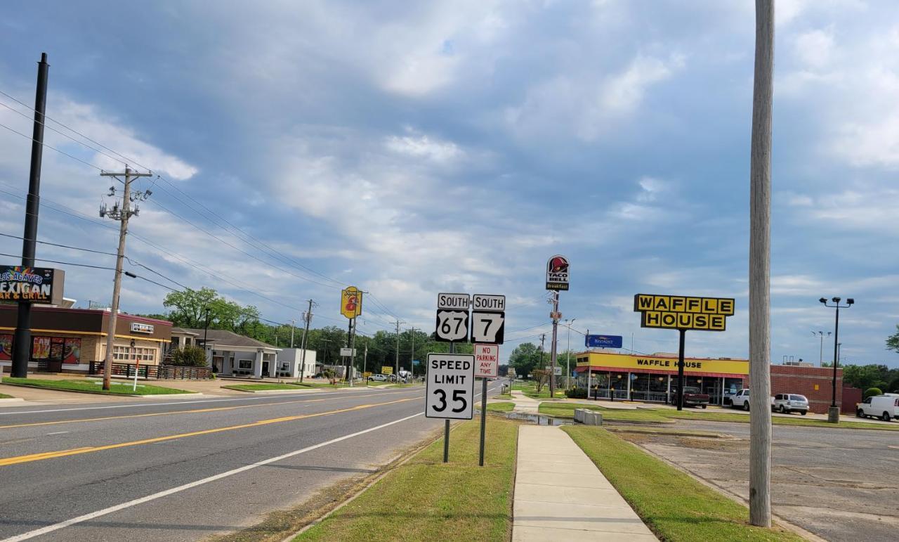 Super 8 By Wyndham Arkadelphia Caddo Valley Area Buitenkant foto