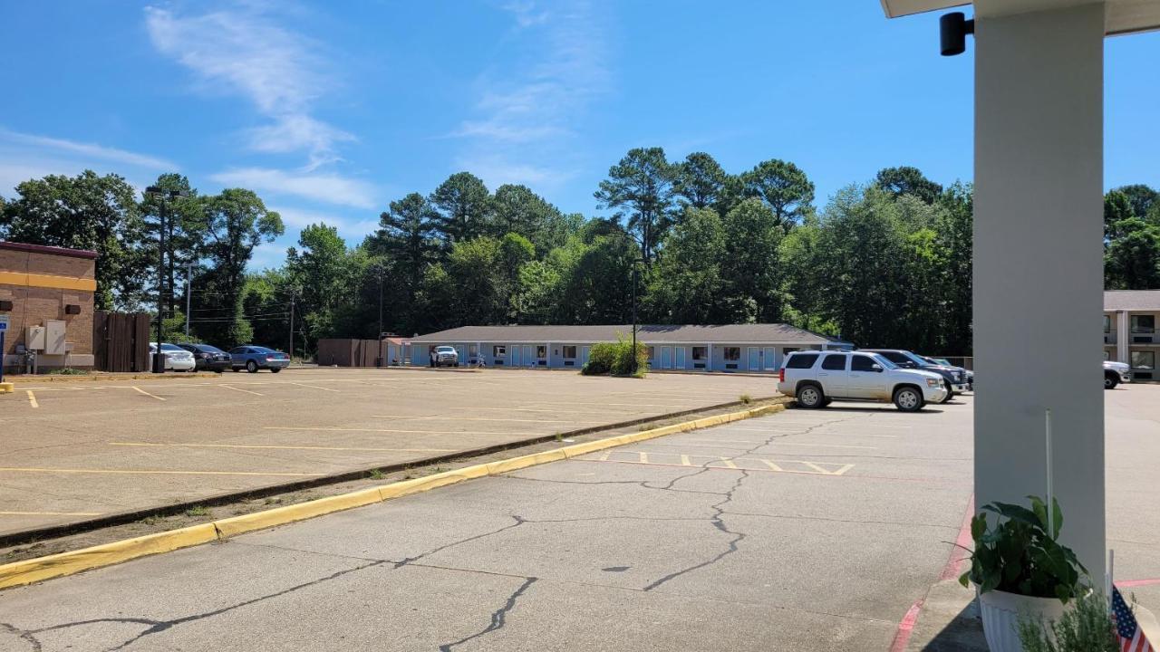 Super 8 By Wyndham Arkadelphia Caddo Valley Area Buitenkant foto