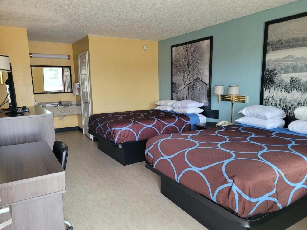 Super 8 By Wyndham Arkadelphia Caddo Valley Area Buitenkant foto