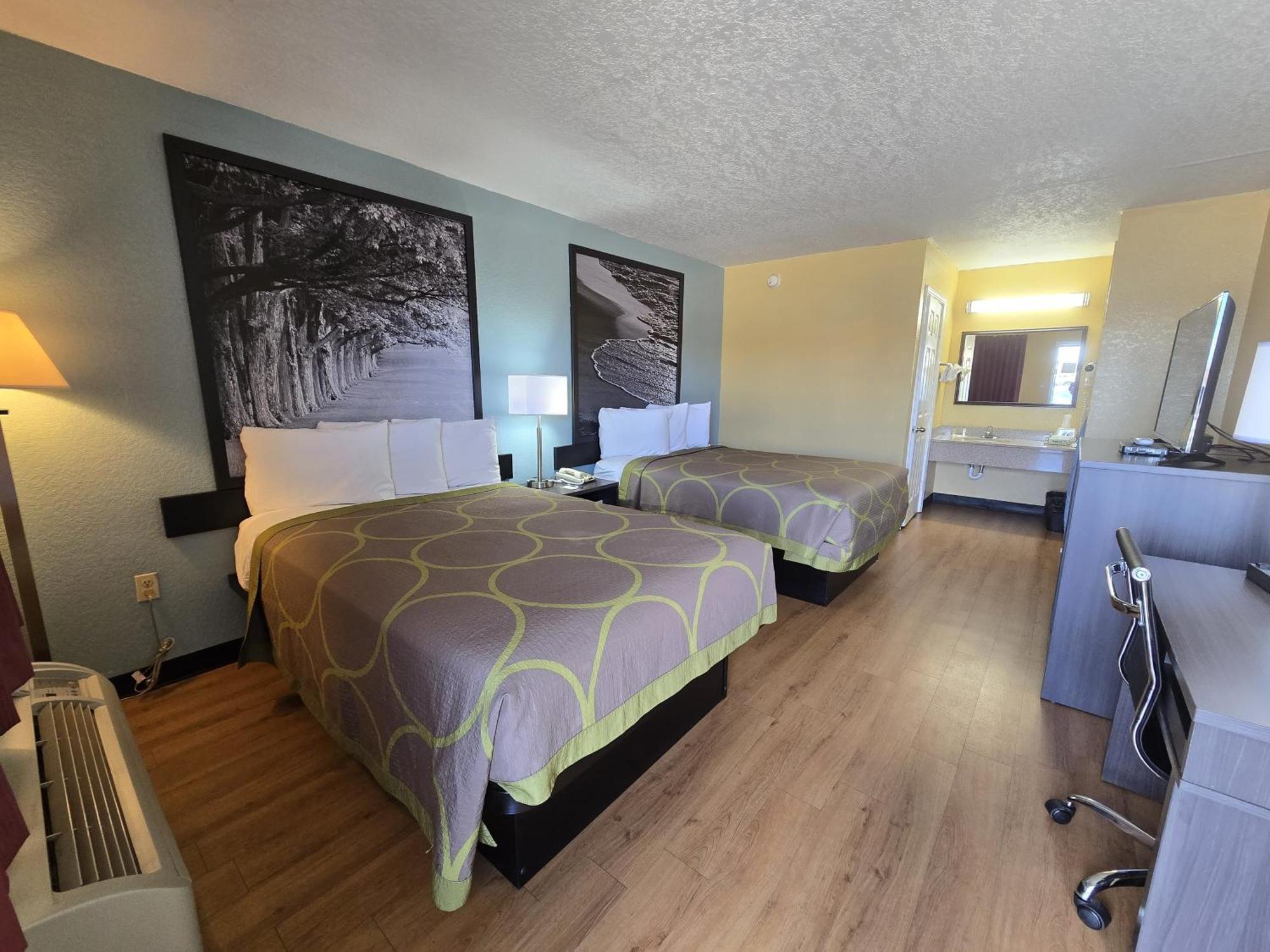 Super 8 By Wyndham Arkadelphia Caddo Valley Area Buitenkant foto