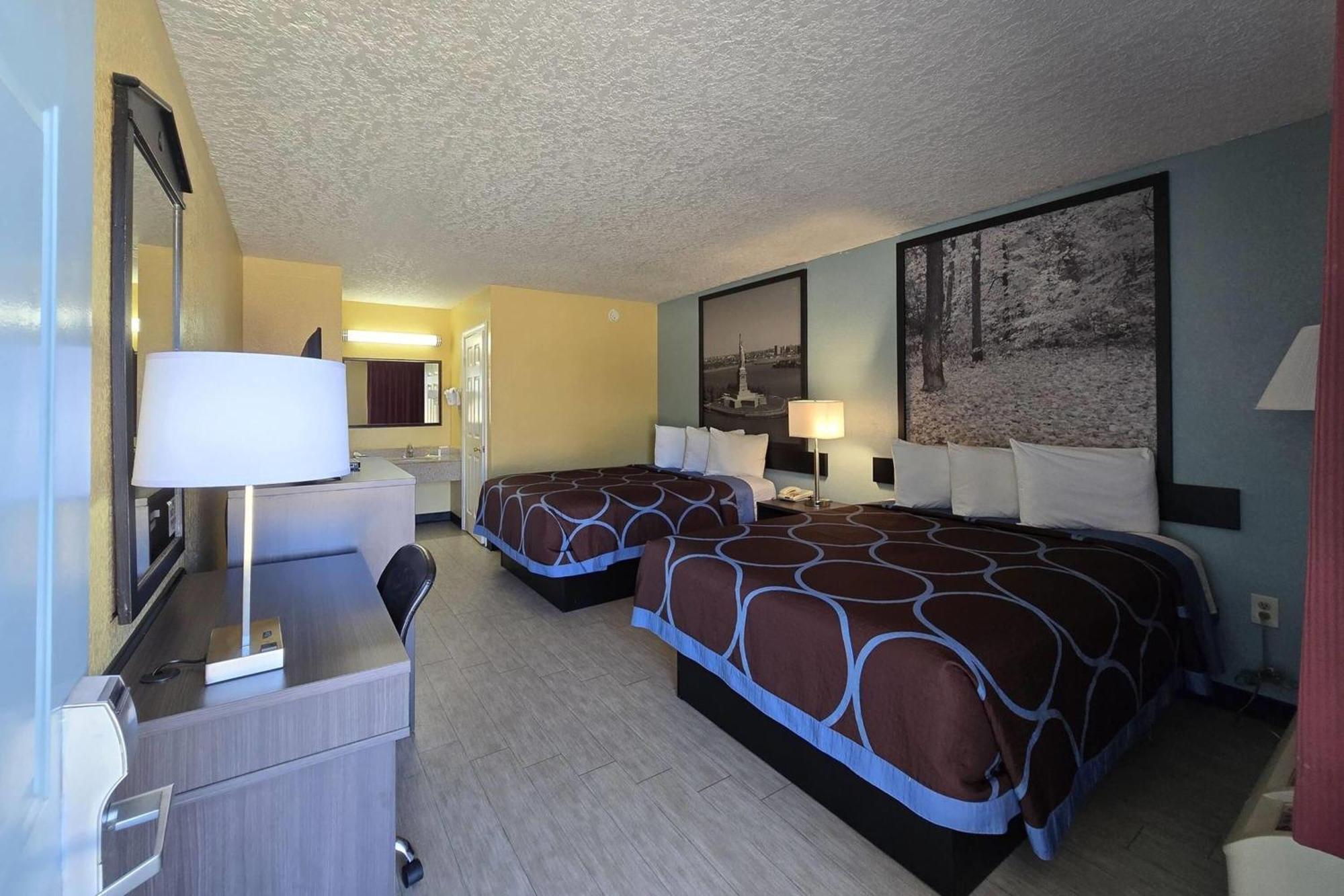 Super 8 By Wyndham Arkadelphia Caddo Valley Area Buitenkant foto